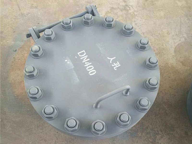 回（huí）转盖DN400人孔
